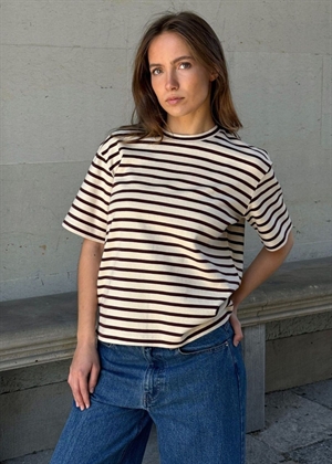 Mejse stripe tee Offwhite/Bordeaux Boii Studios